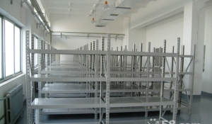 益达精品货架厂 一站式仓储与展示解决方案专家